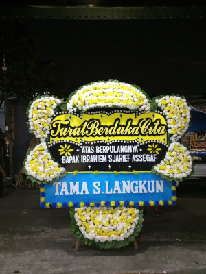Papan Bunga Duka di Cakranegara Utara