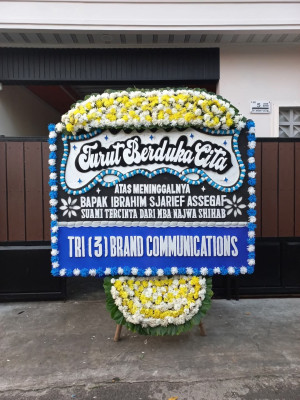 Papan Bunga Duka di Cakranegara Utara